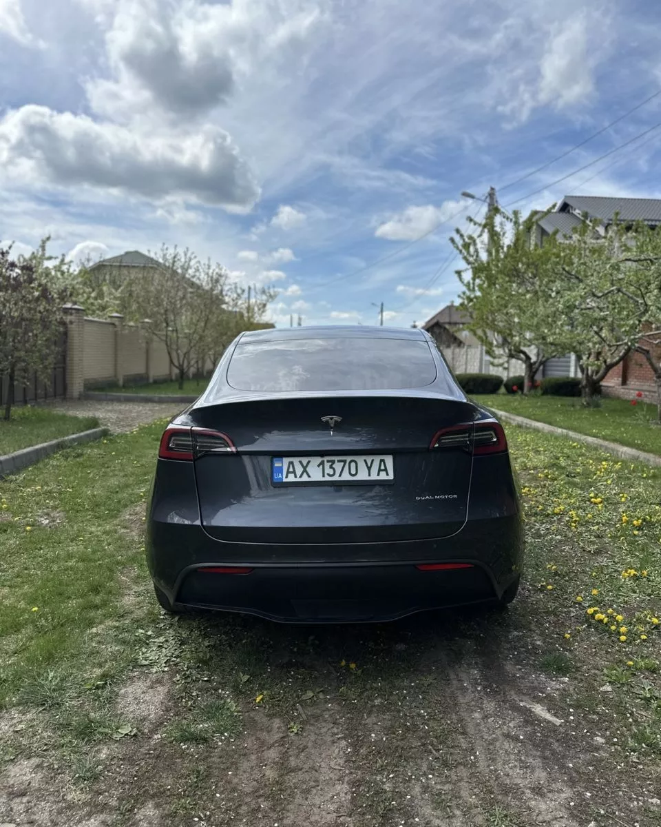 Tesla Model Y  82 kWh 202111