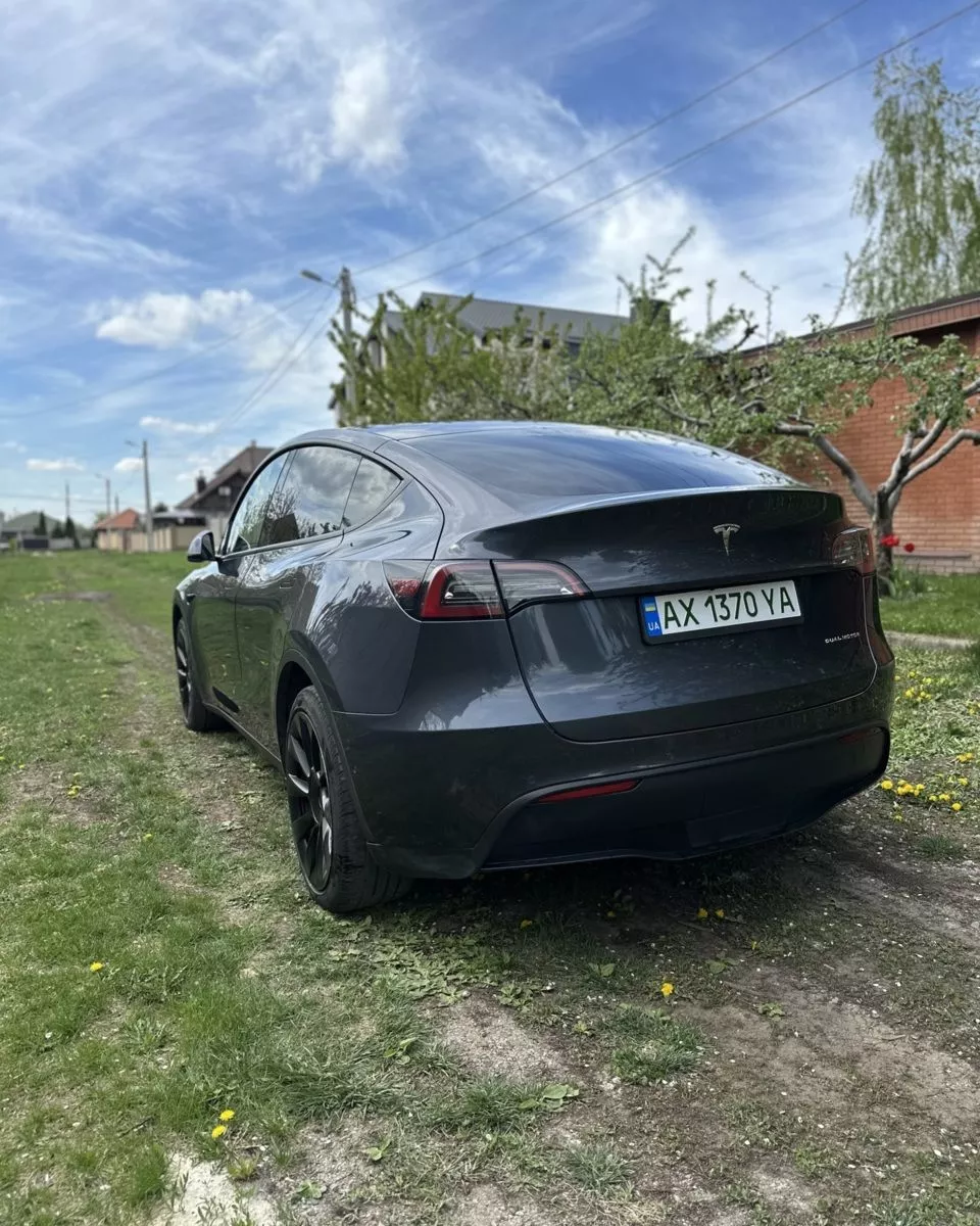 Tesla Model Y  82 kWh 202141