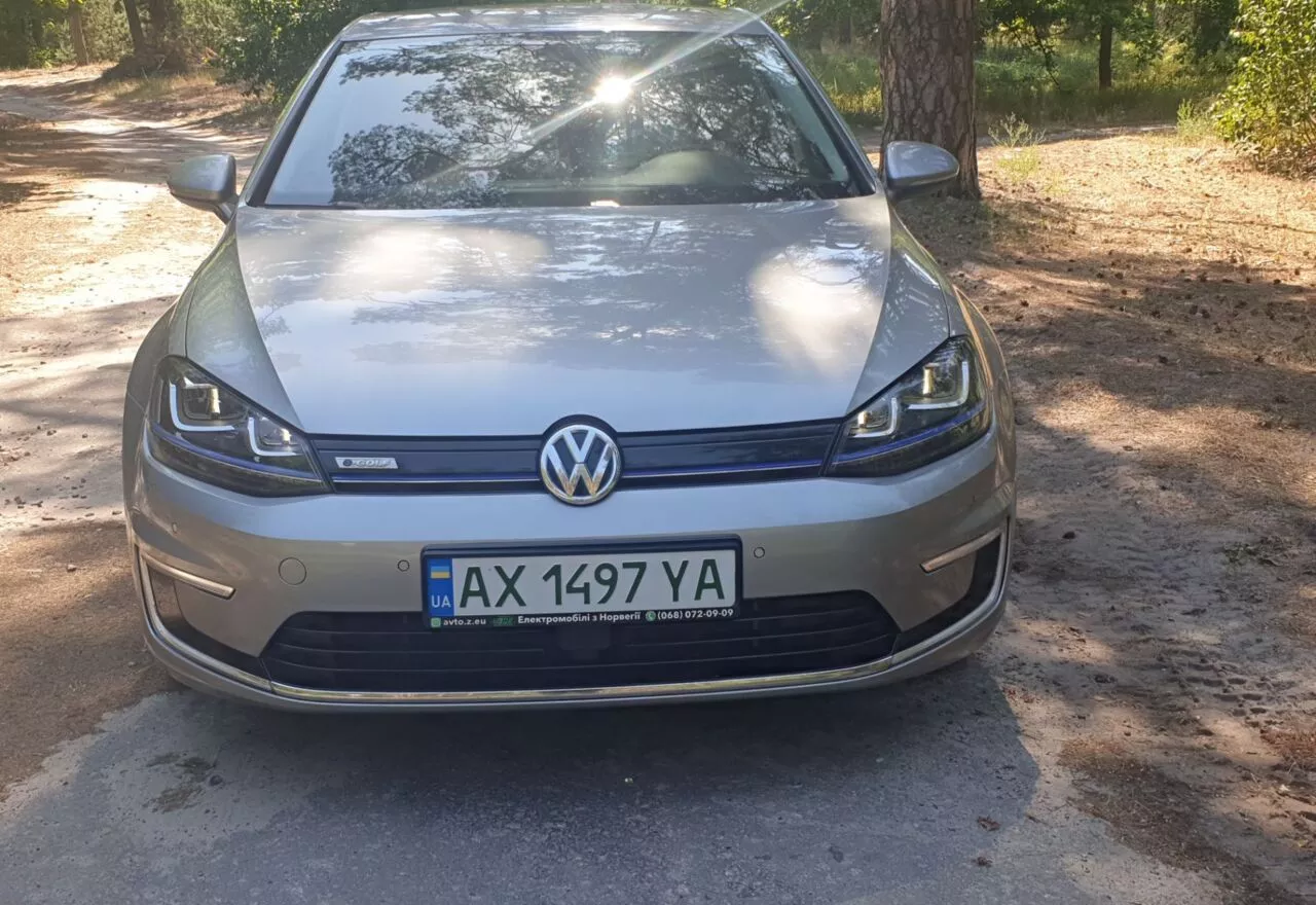 Volkswagen e-Golf  24 kWh 201411