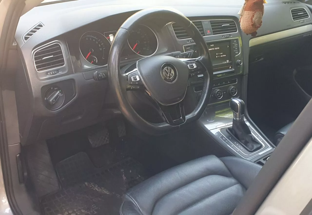 Volkswagen e-Golf  24 kWh 2014191