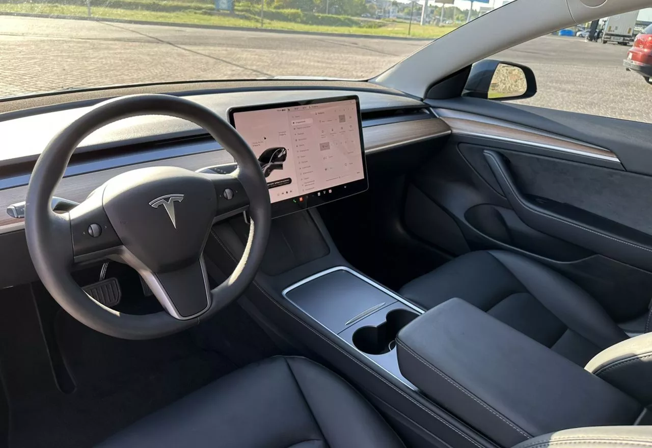 Tesla Model 3  80.5 kWh 2022141