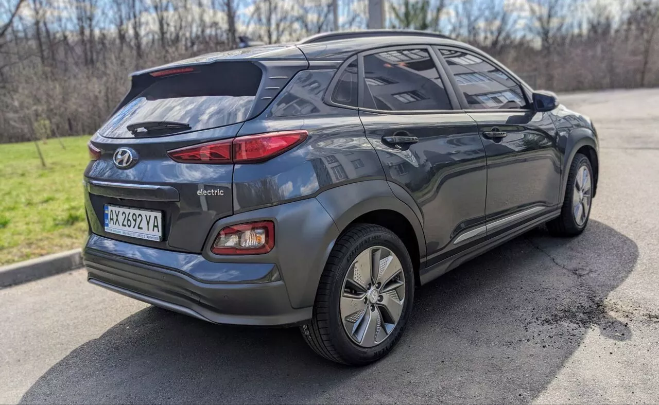 Hyundai Kona  64 kWh 202041