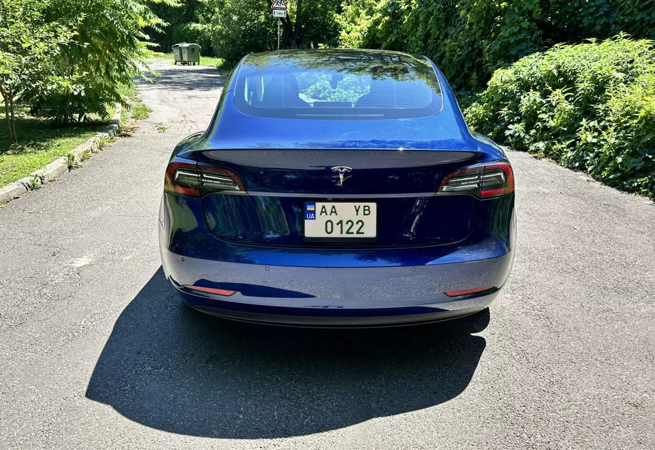 Tesla Model 3  54 kWh 202111