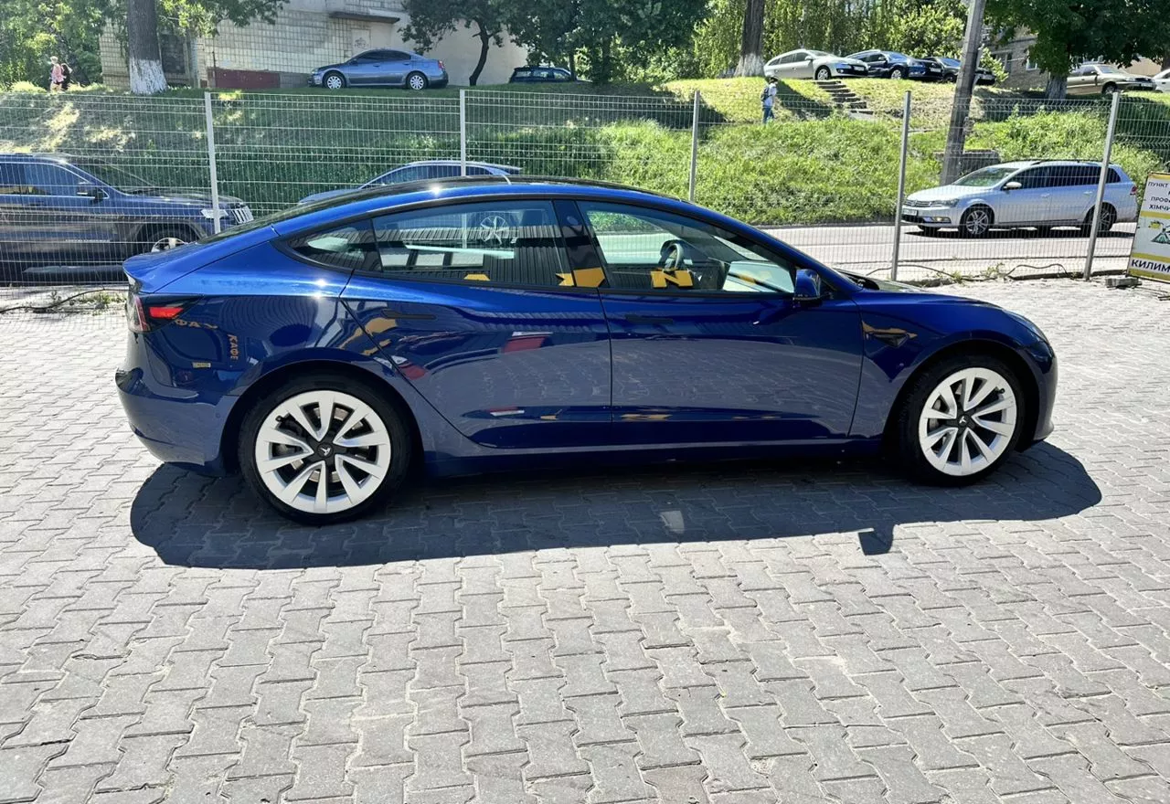 Tesla Model 3  54 kWh 2021141