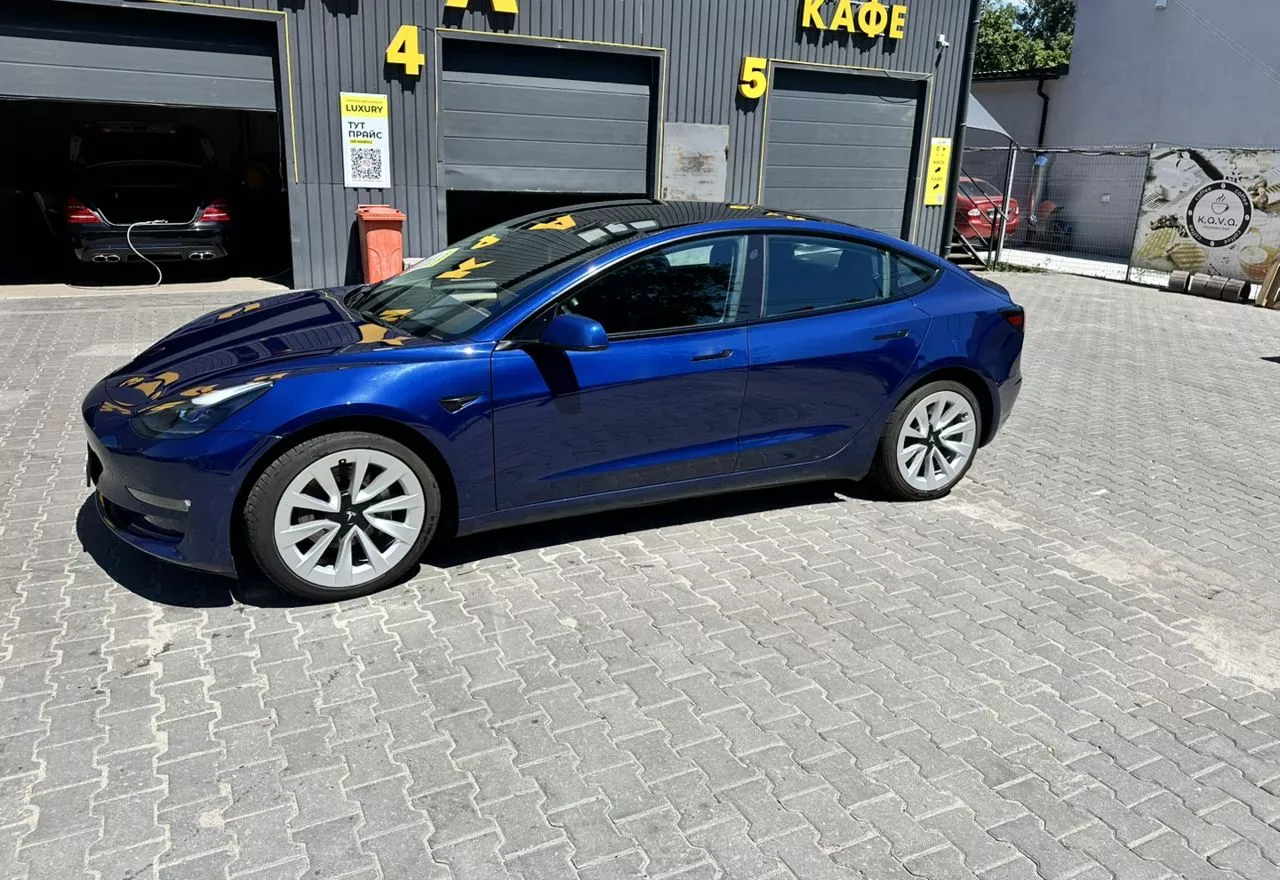 Tesla Model 3  54 kWh 2021171