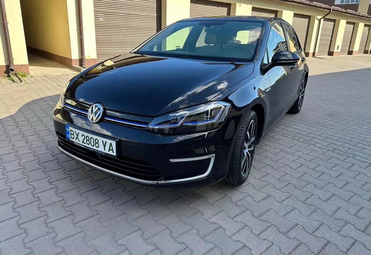 Volkswagen e-Golf  201801