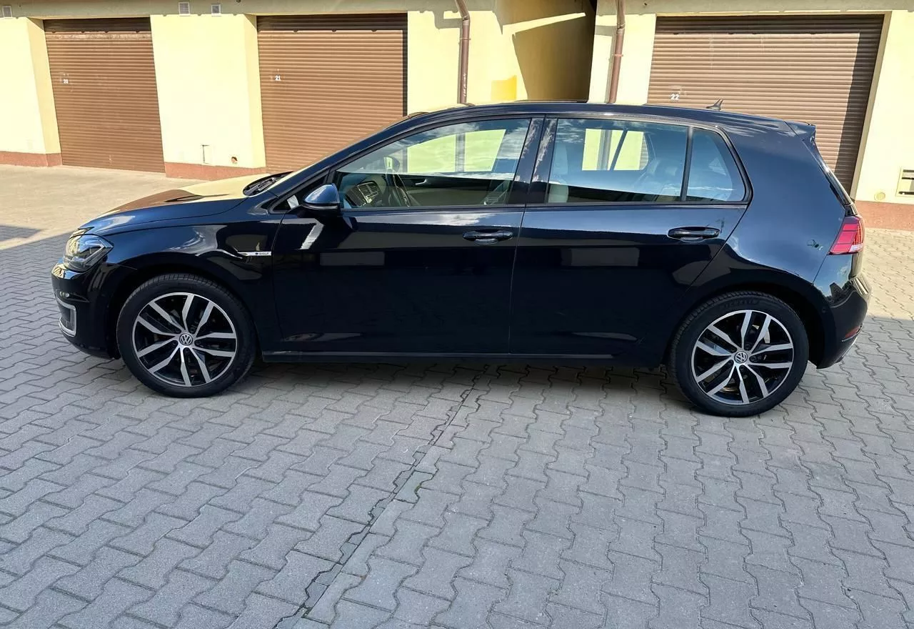 Volkswagen e-Golf  201821