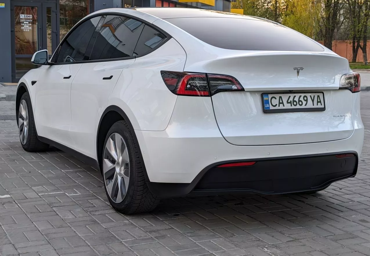 Tesla Model Y  80.5 kWh 202031