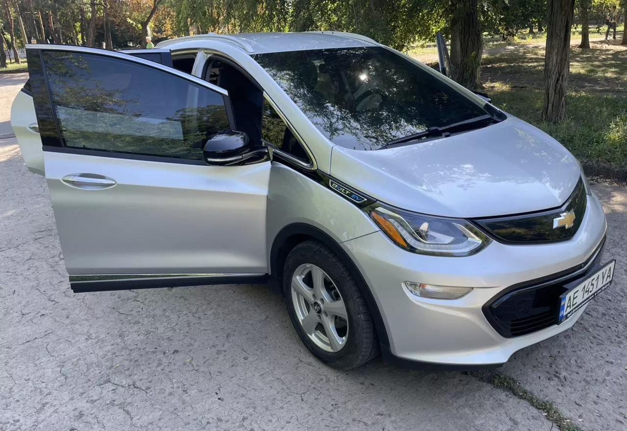 Chevrolet Bolt EV  64 kWh 2017101