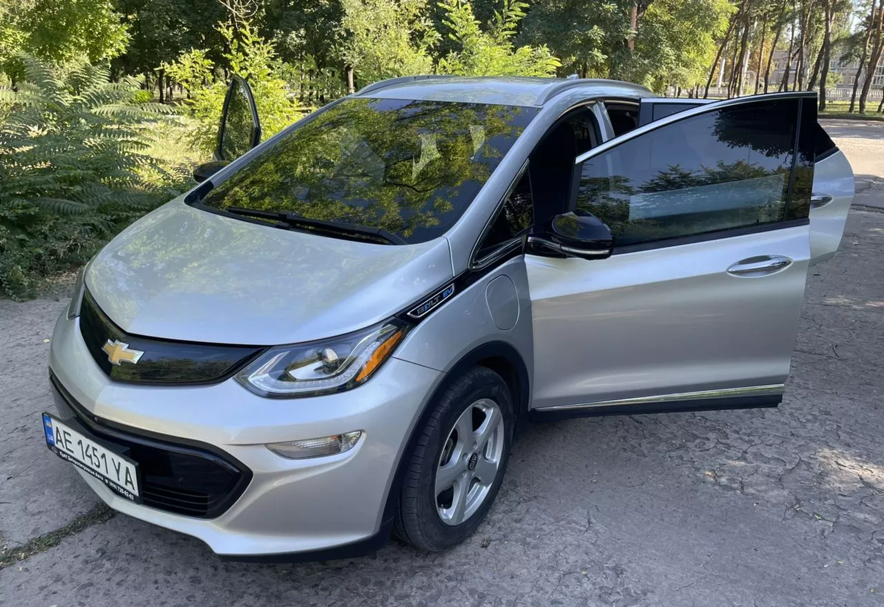 Chevrolet Bolt EV  64 kWh 2017121