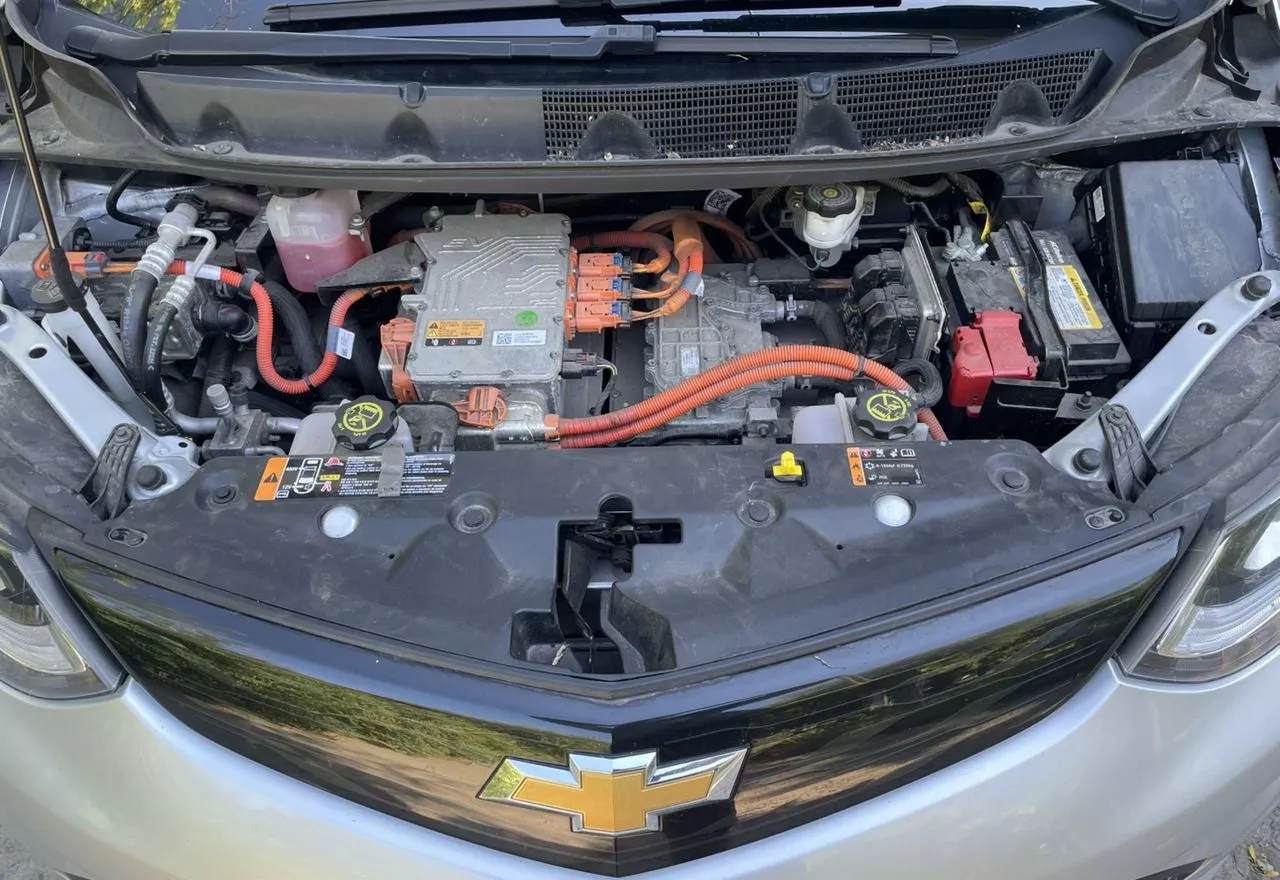 Chevrolet Bolt EV  64 kWh 2017371