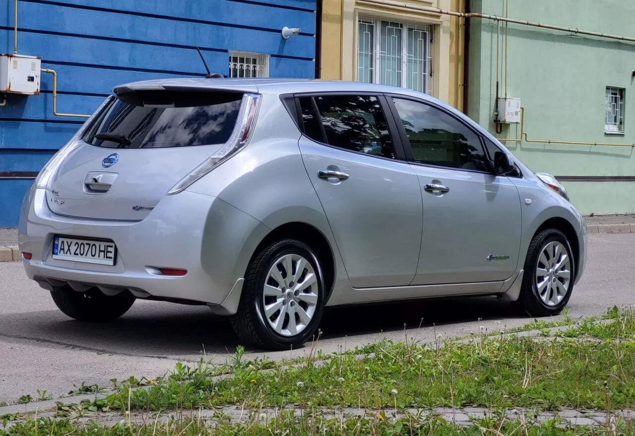 Nissan Leaf  24 kWh 2015131