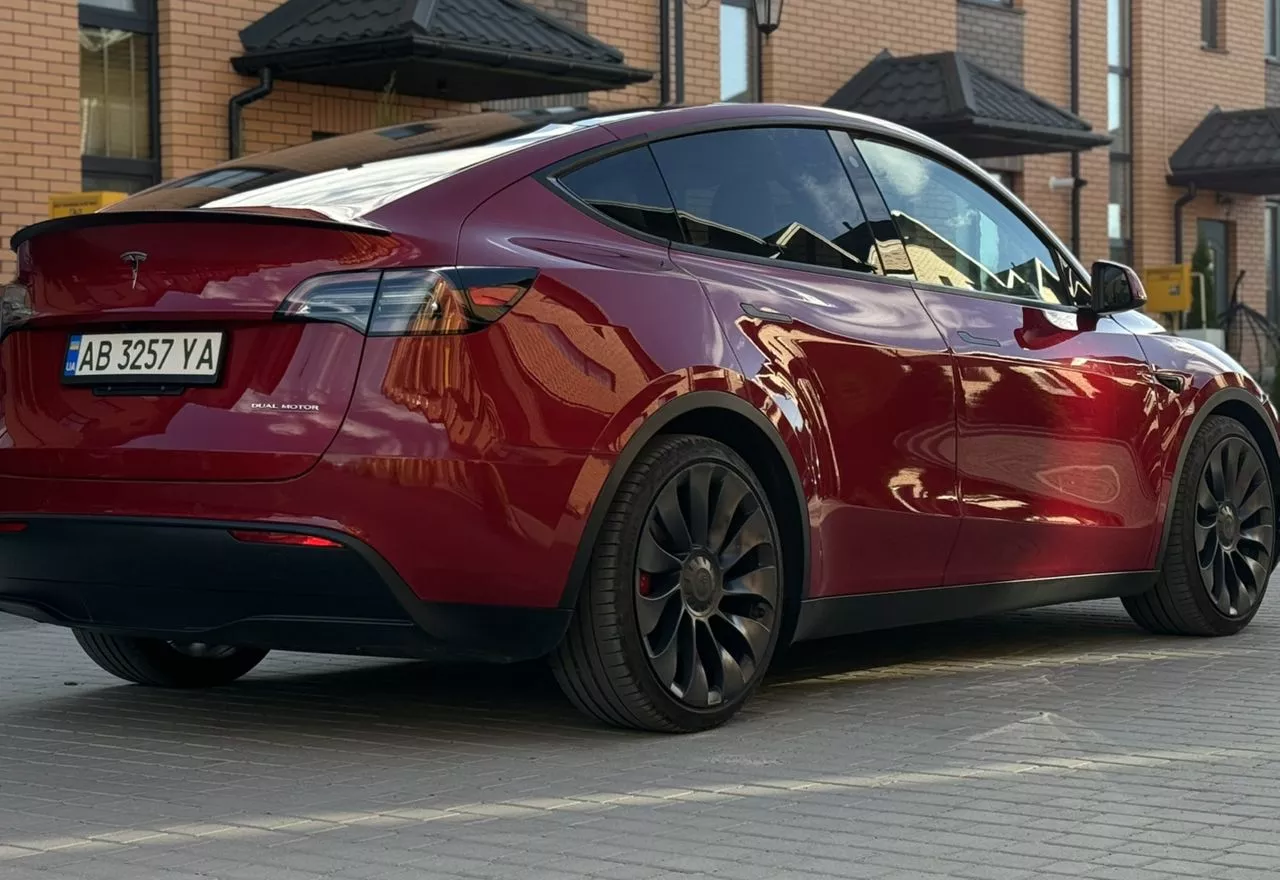 Tesla Model Y  2021171