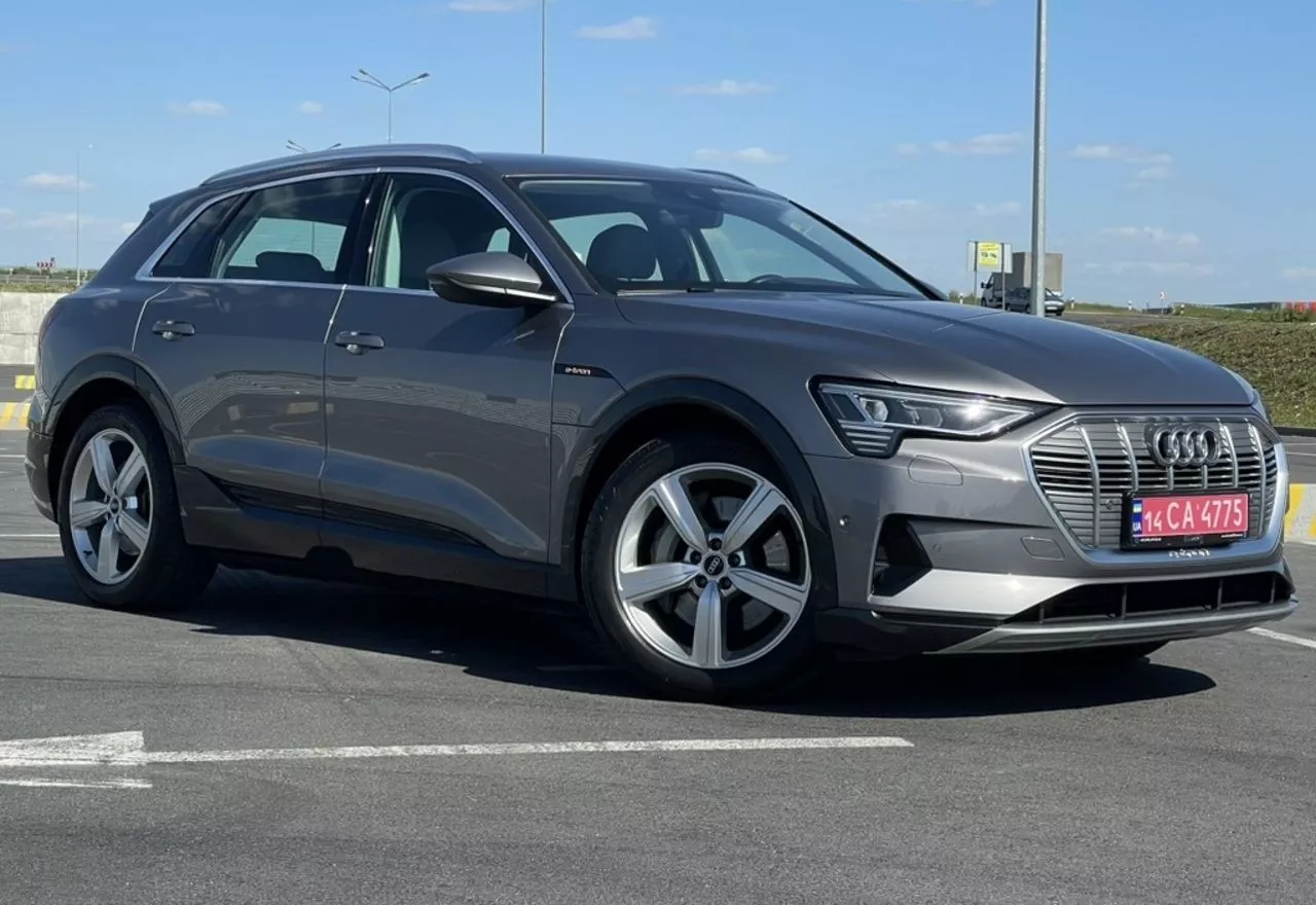 Audi E-tron  95 kWh 2021111