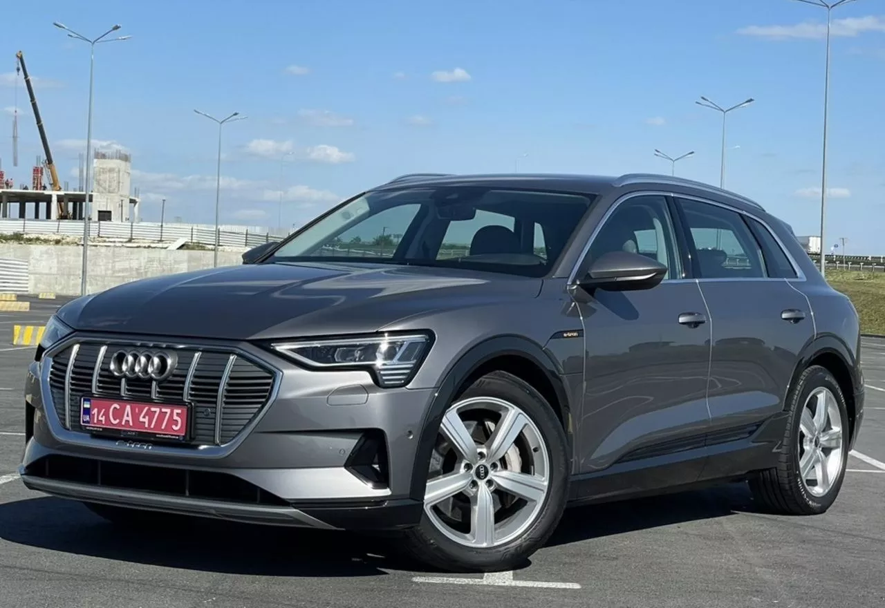 Audi E-tron  95 kWh 2021121