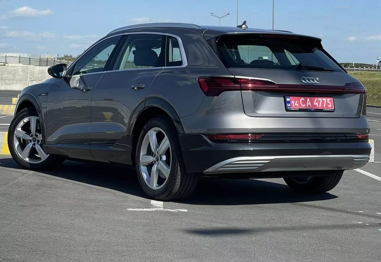 Audi E-tron  95 kWh 2021141