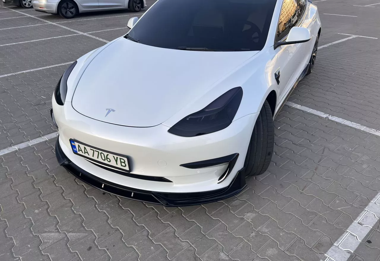 Tesla Model 3  80.5 kWh 2022101