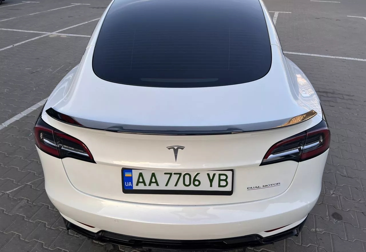 Tesla Model 3  80.5 kWh 2022281