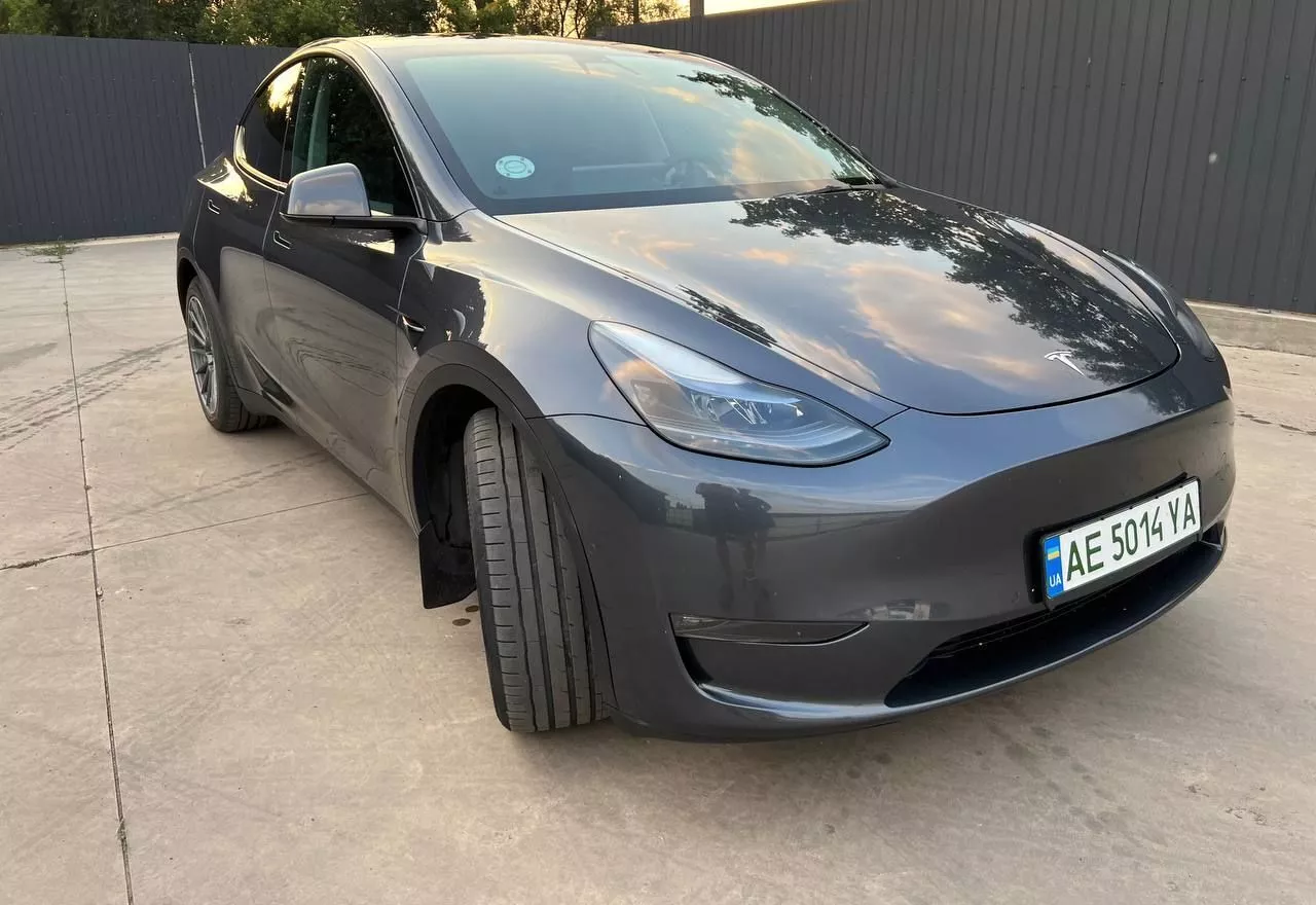 Tesla Model Y  82 kWh 202221