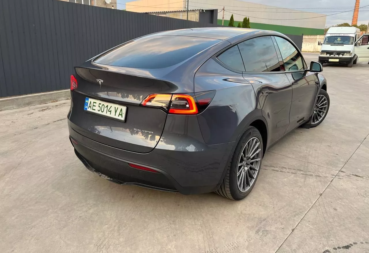 Tesla Model Y  82 kWh 202241