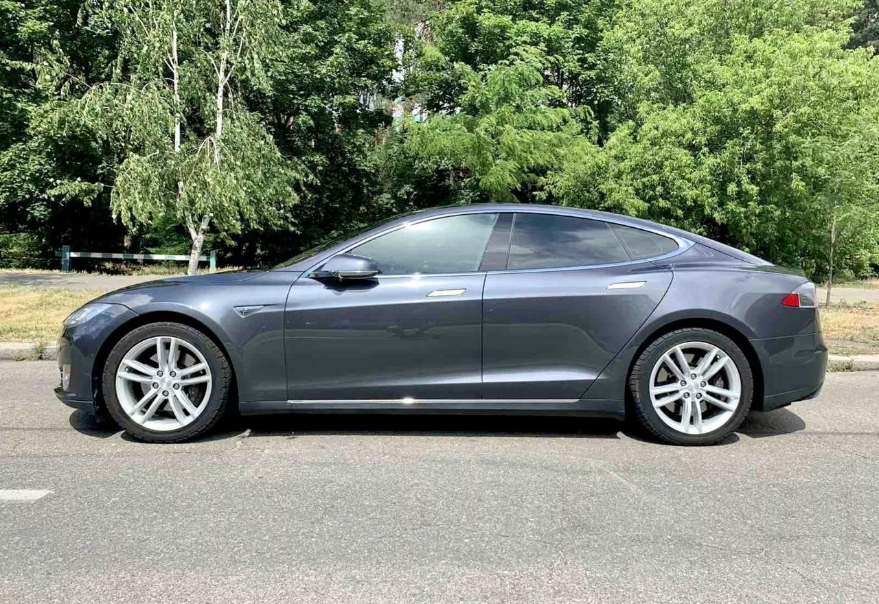 Tesla Model S  201641