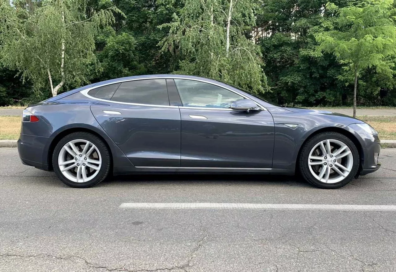 Tesla Model S  201661