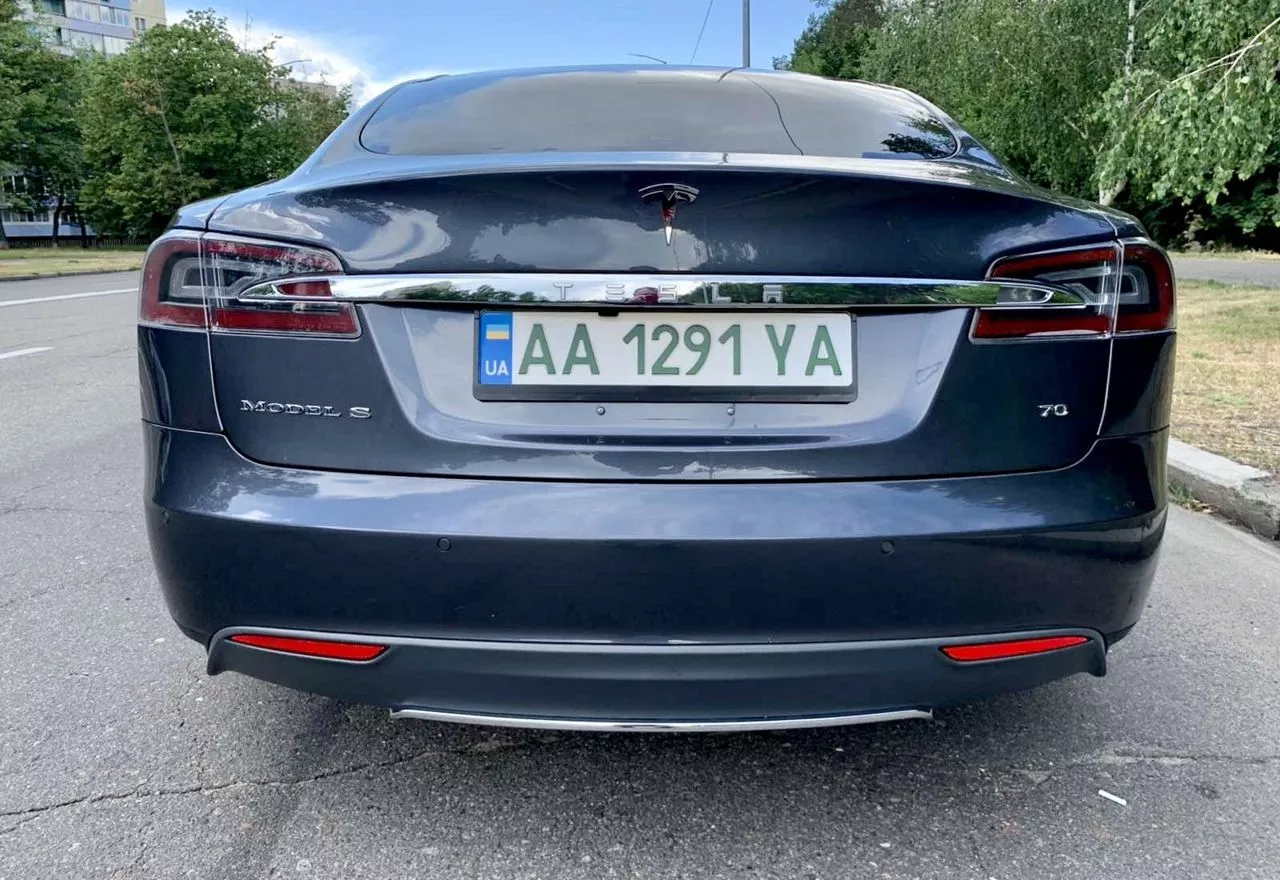 Tesla Model S  201691