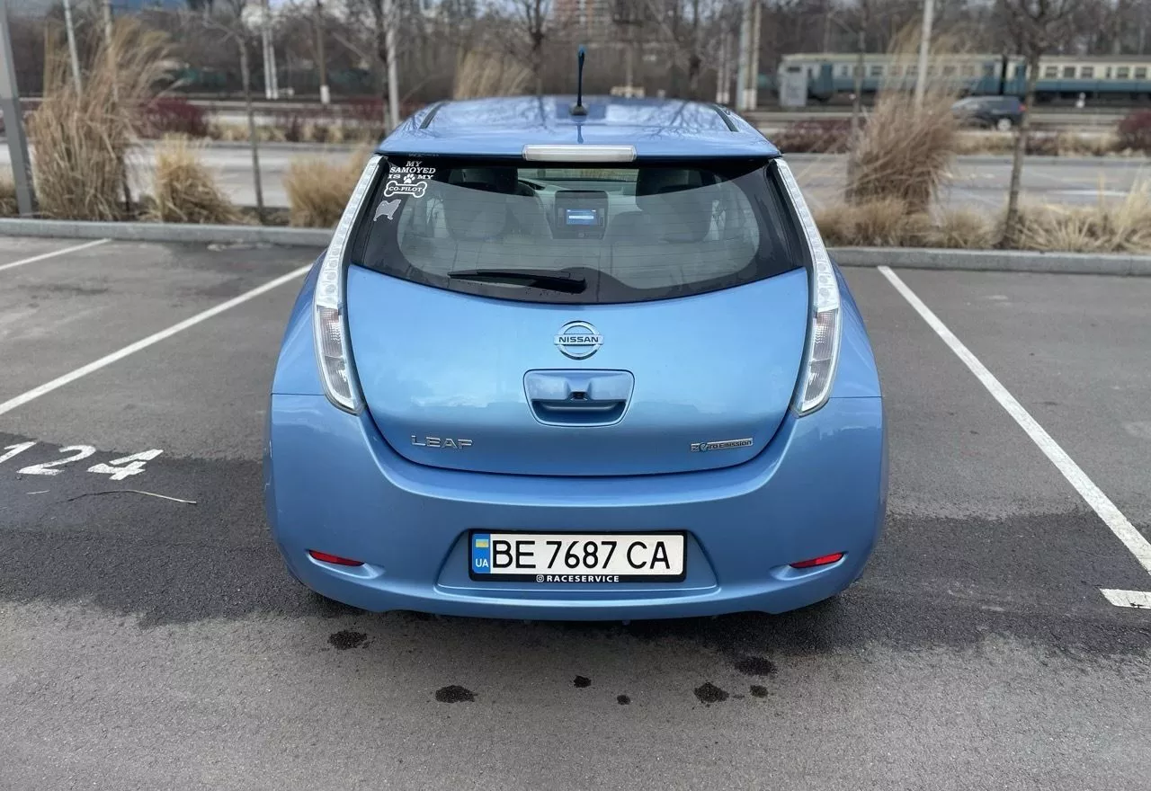 Nissan Leaf  40 kWh 2014111