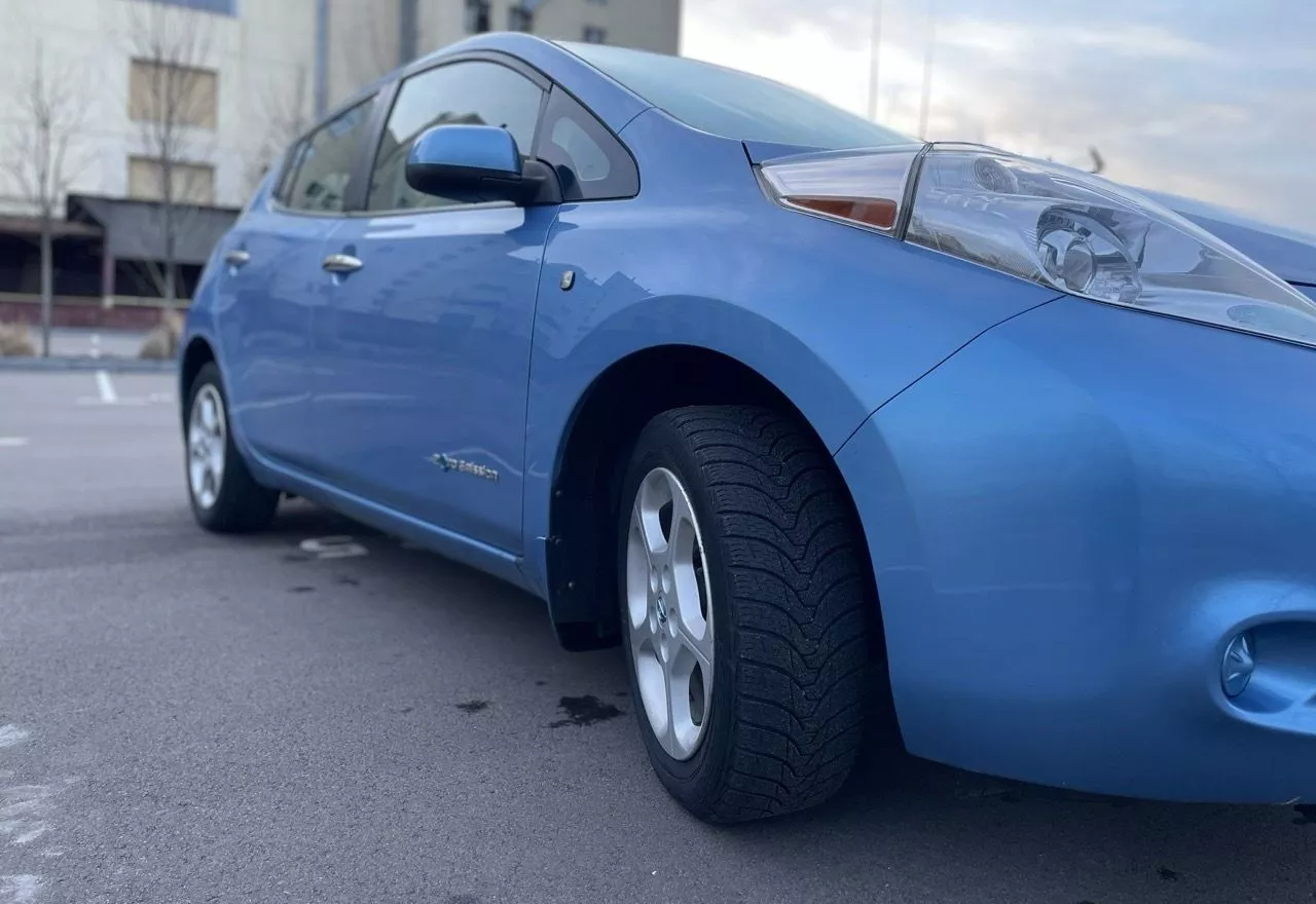 Nissan Leaf  40 kWh 2014221