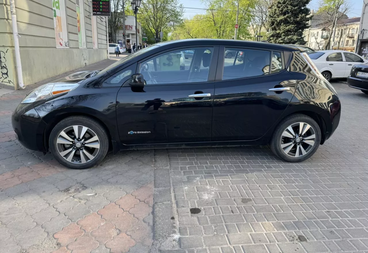 Nissan Leaf  201451