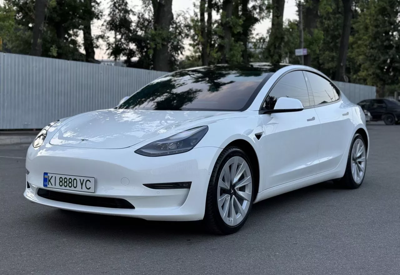 Tesla Model 3 