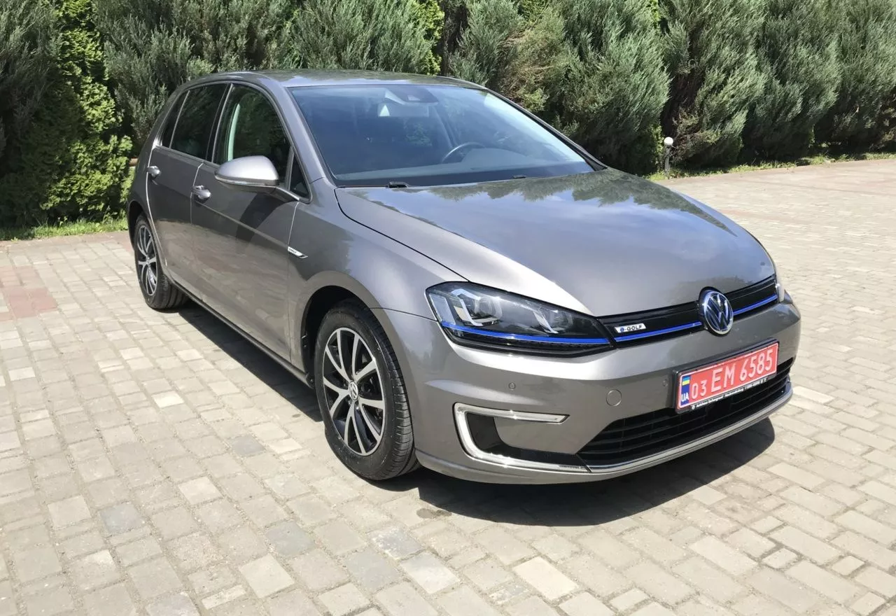 Volkswagen e-Golf  24 kWh 201541