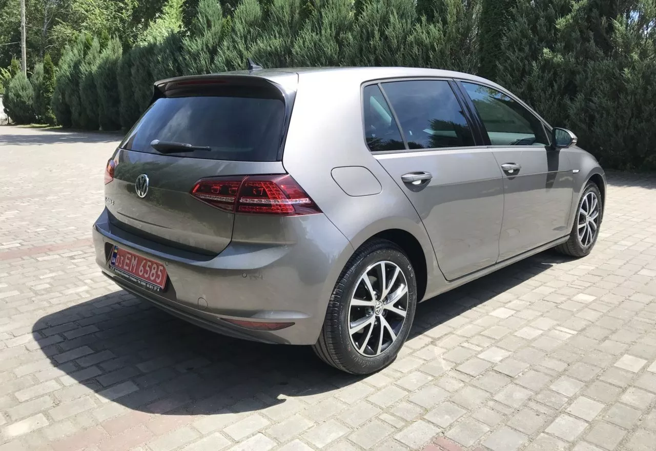 Volkswagen e-Golf  24 kWh 2015161