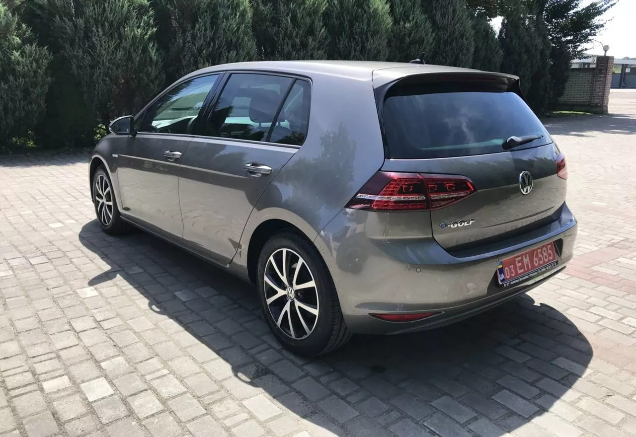 Volkswagen e-Golf  24 kWh 2015181