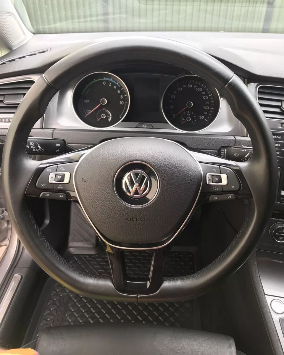 Volkswagen e-Golf  24 kWh 2015481