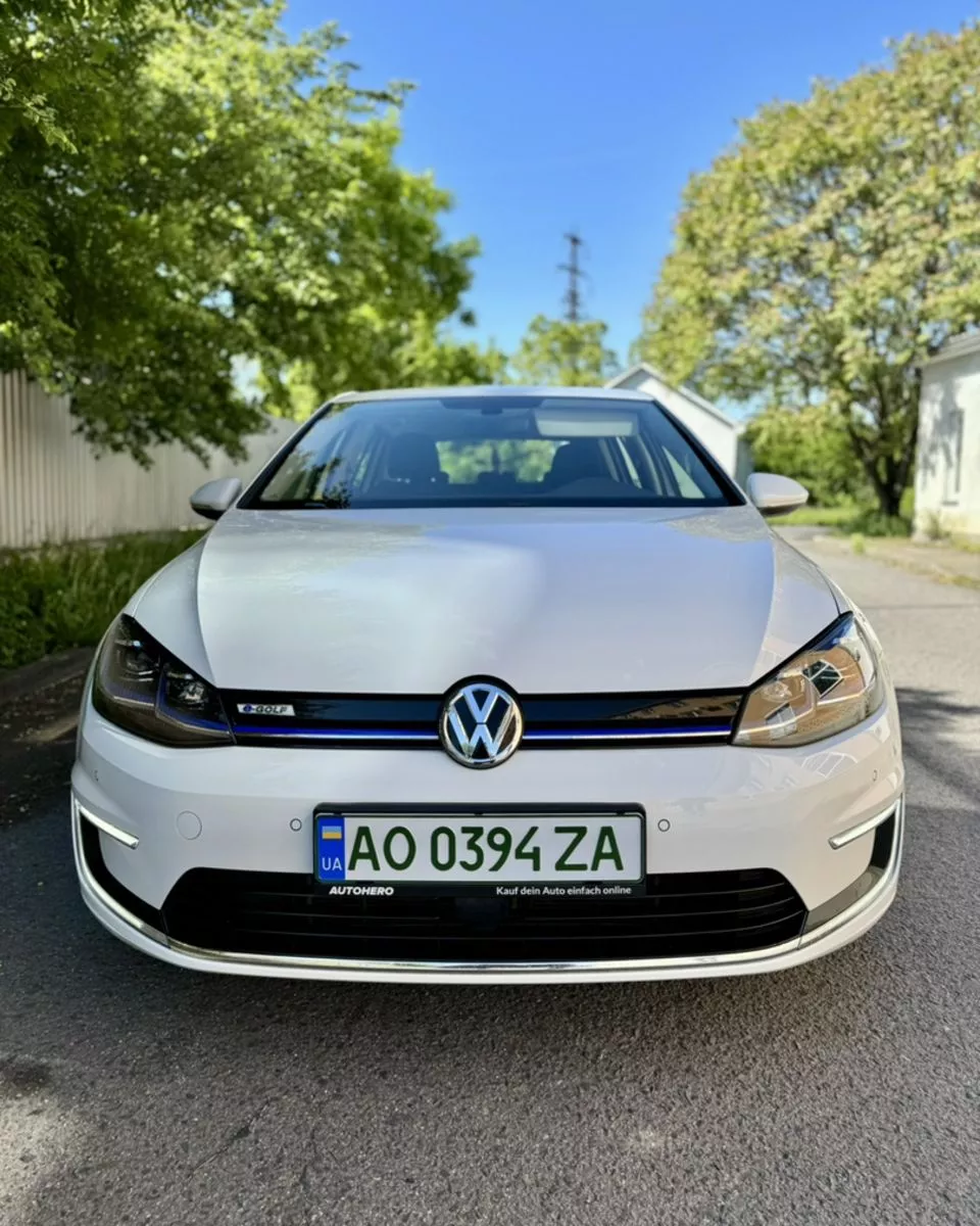 Volkswagen e-Golf  35.8 kWh 201821