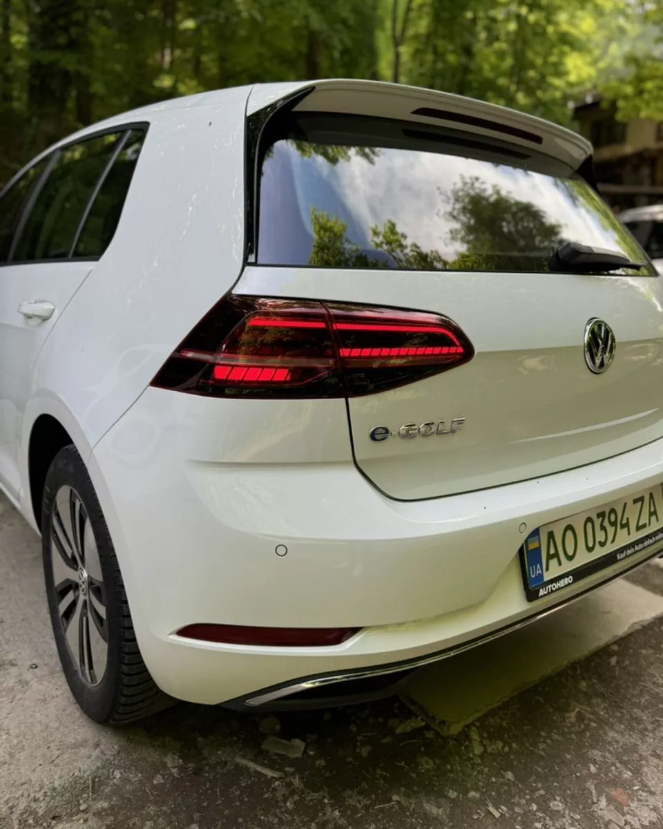 Volkswagen e-Golf  35.8 kWh 201861