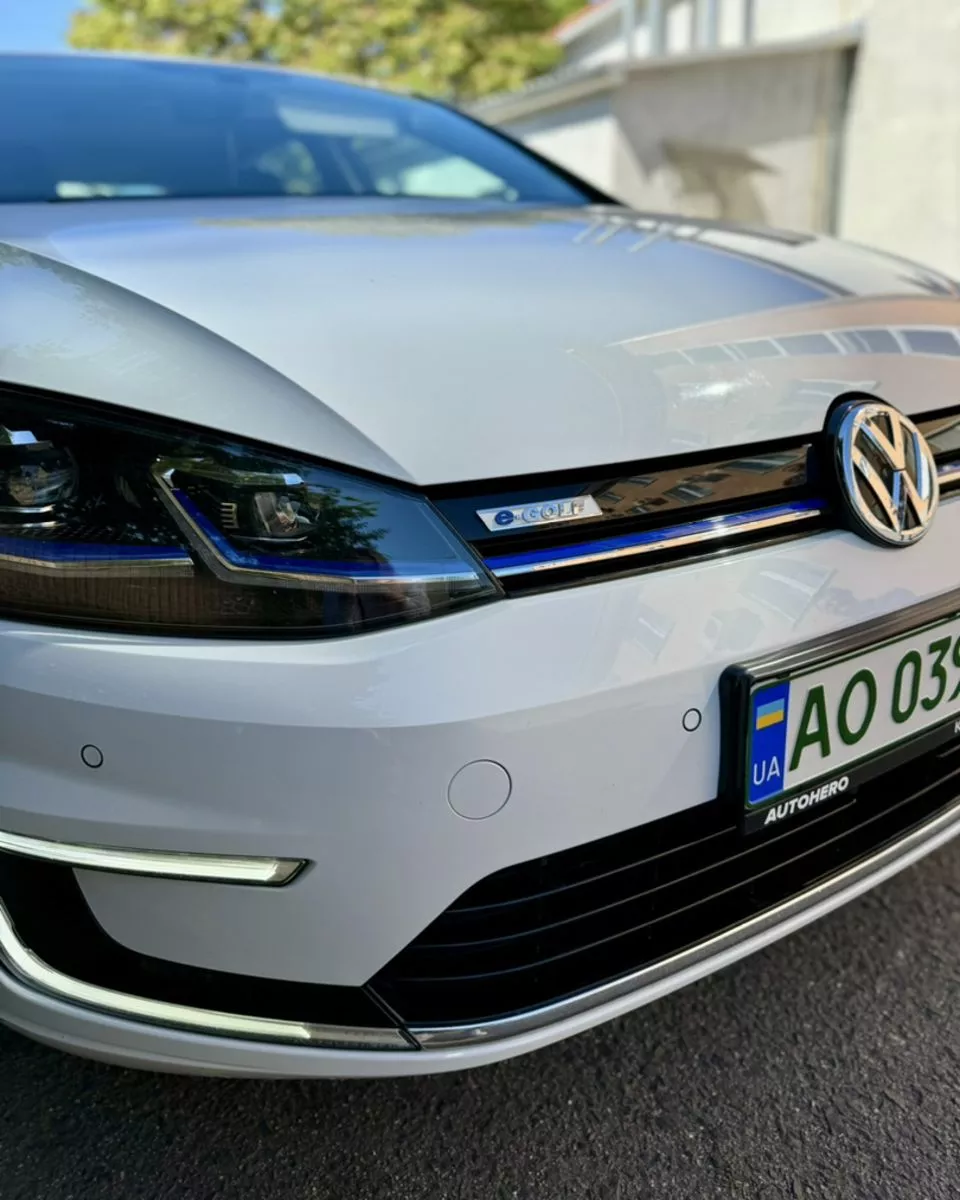 Volkswagen e-Golf  35.8 kWh 201871