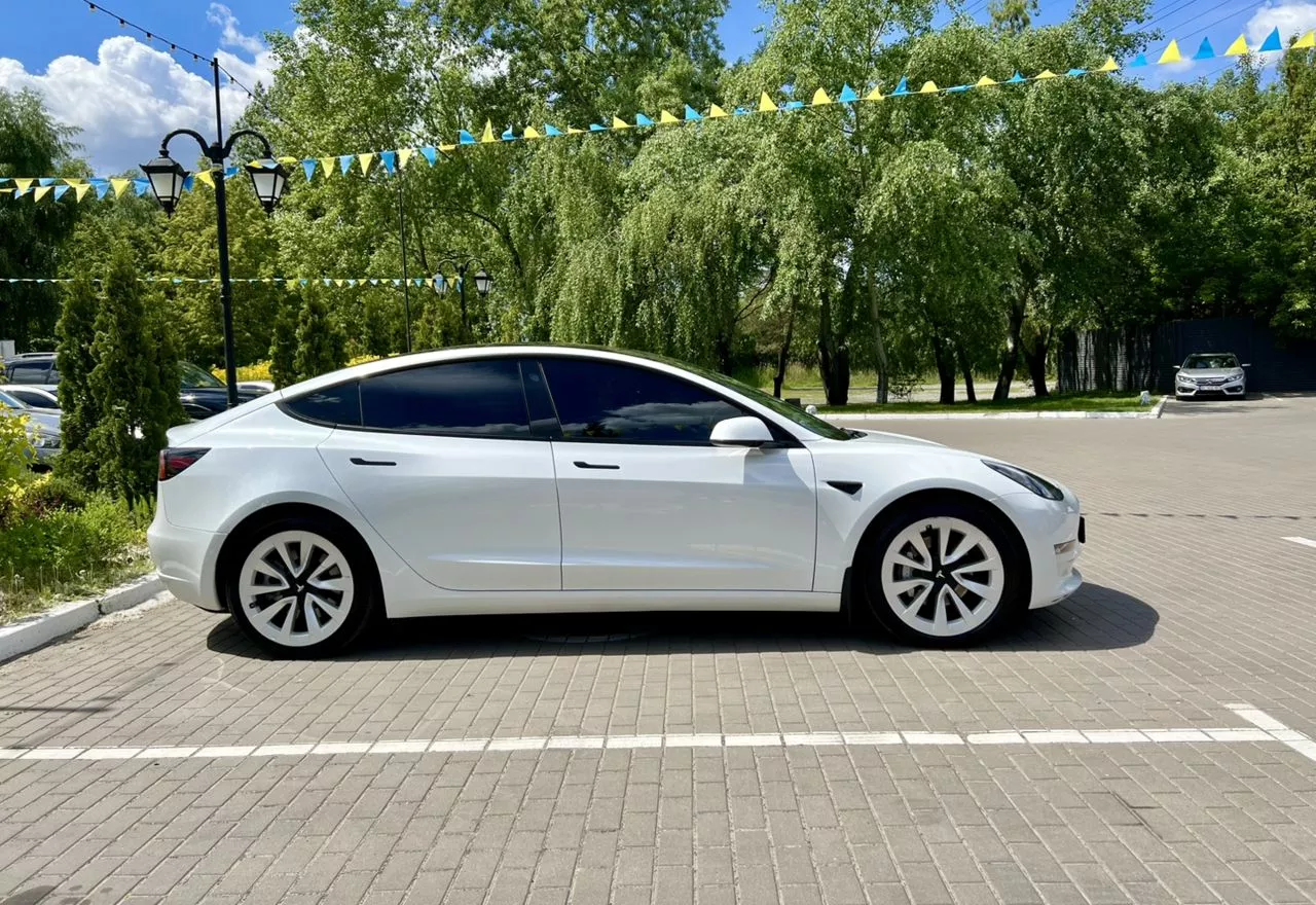 Tesla Model 3  80.5 kWh 202131