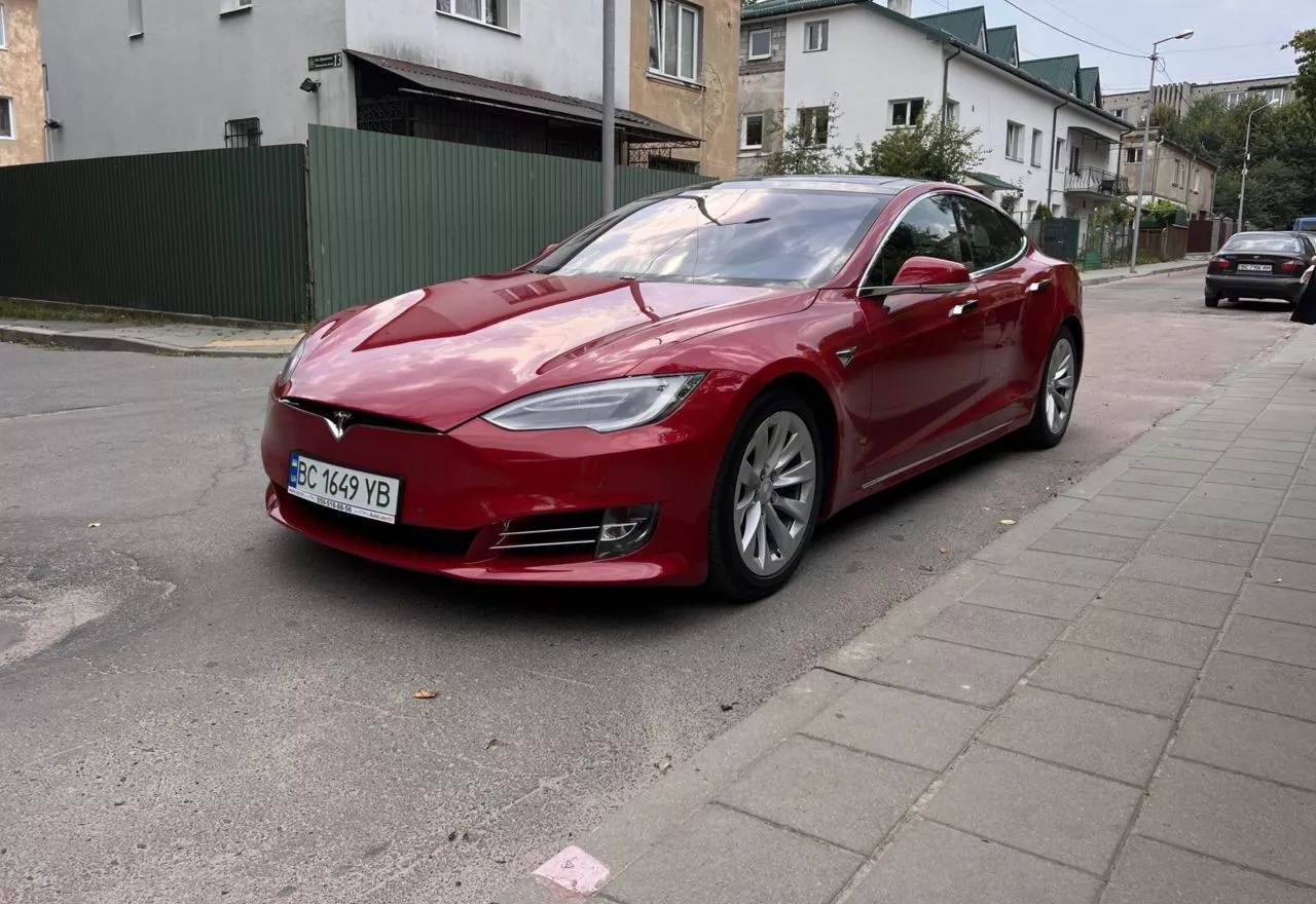 Tesla Model S  75 kWh 201661