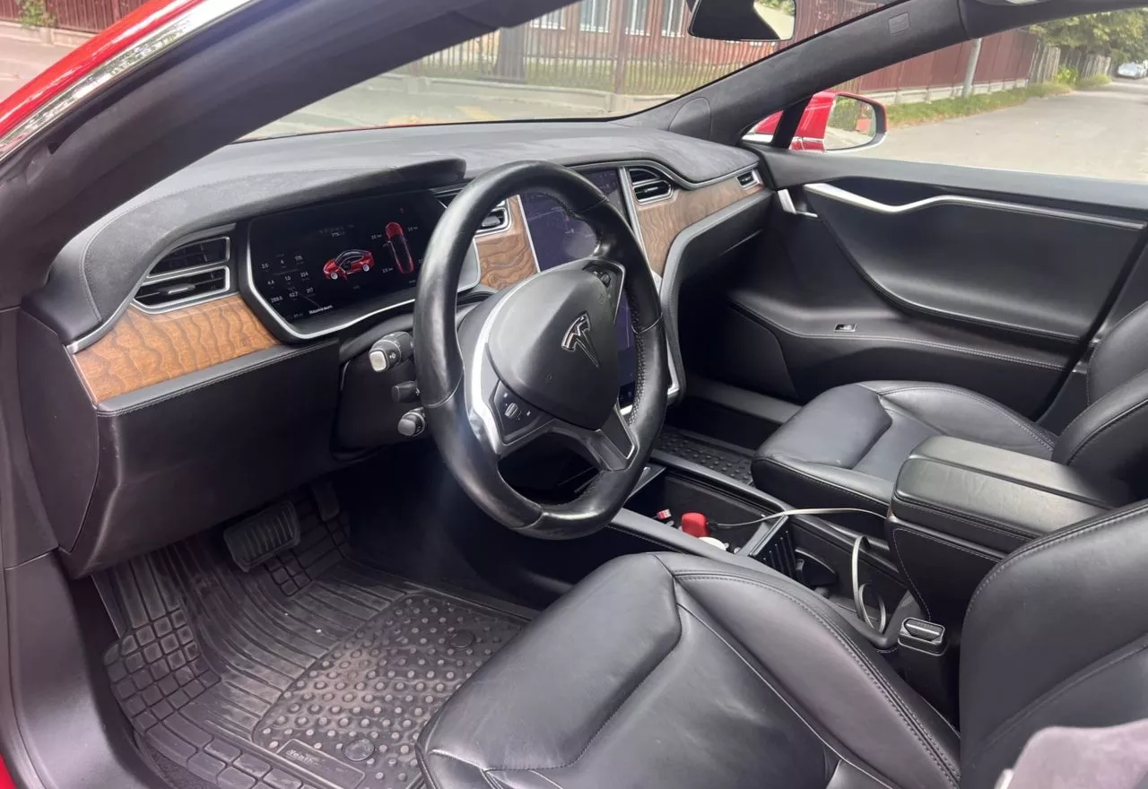 Tesla Model S  75 kWh 2016101