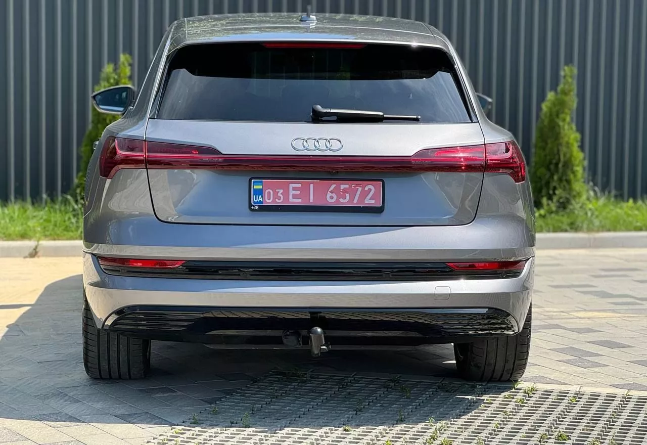 Audi E-tron  202131