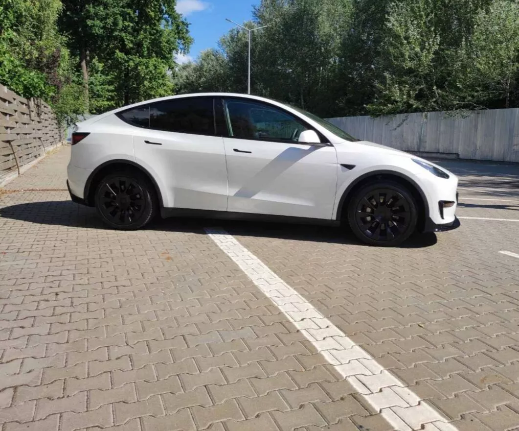 Tesla Model Y  75 kWh 202091