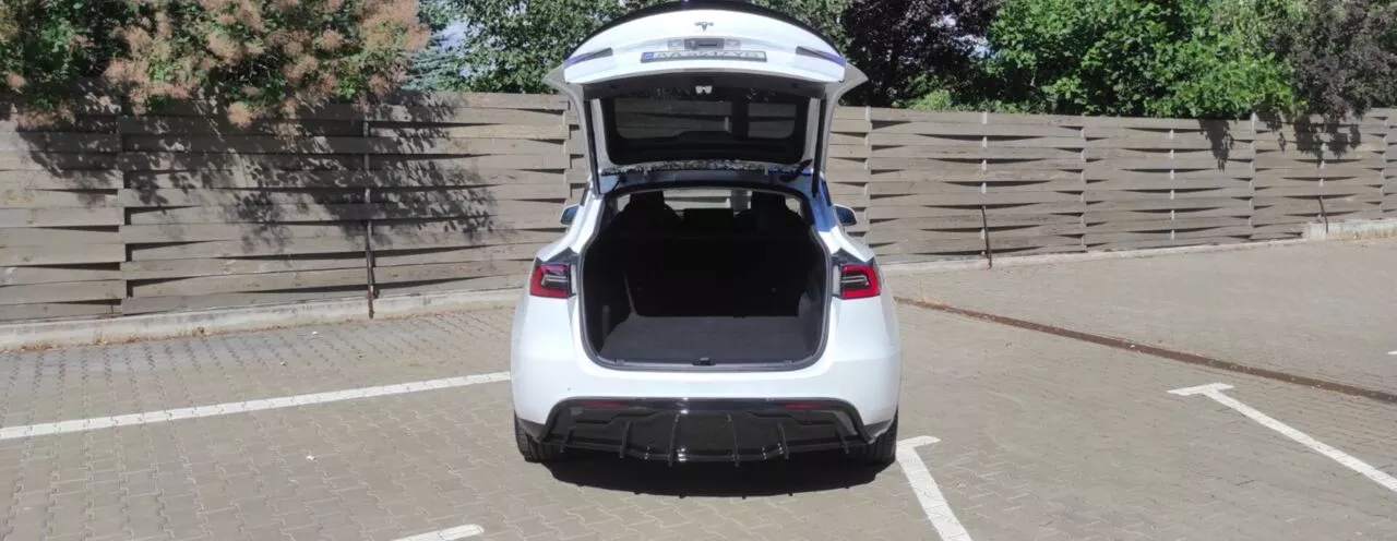 Tesla Model Y  75 kWh 2020281