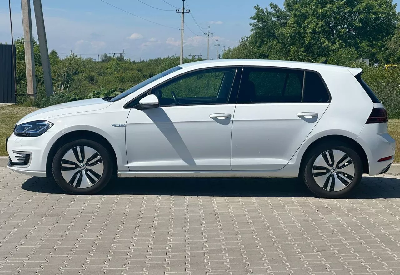 Volkswagen e-Golf  35.8 kWh 202031