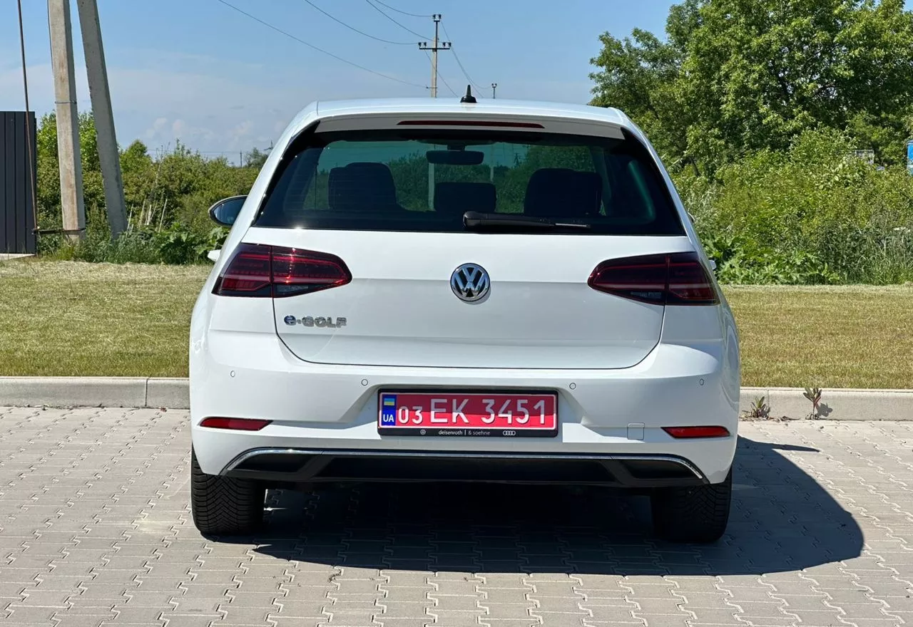 Volkswagen e-Golf  35.8 kWh 202041