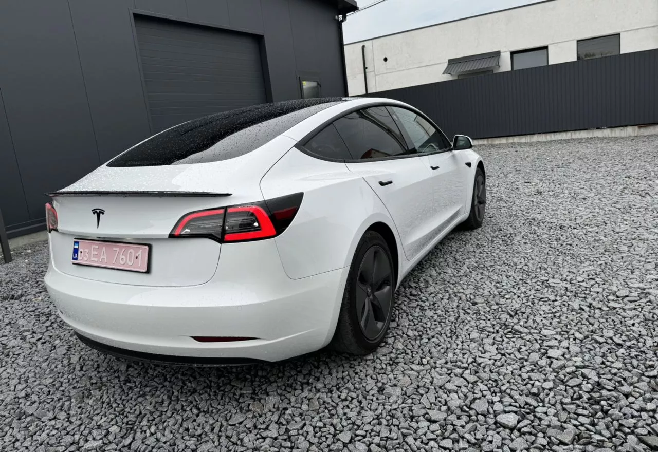 Tesla Model 3  201931