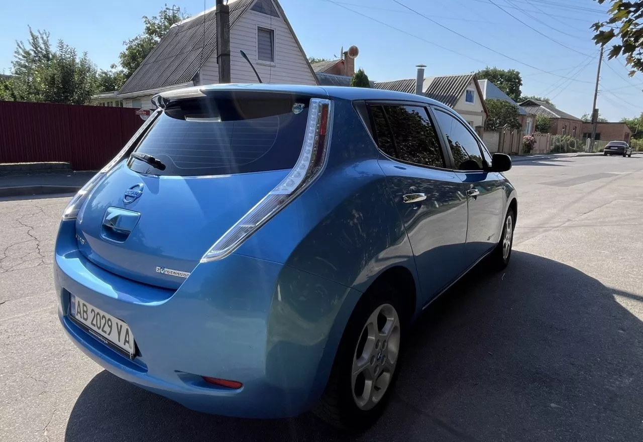 Nissan Leaf  24 kWh 2011161