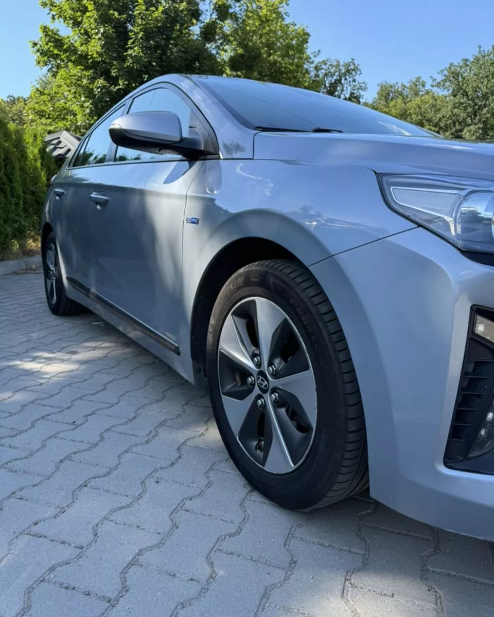 Hyundai Ioniq  28 kWh 2018101