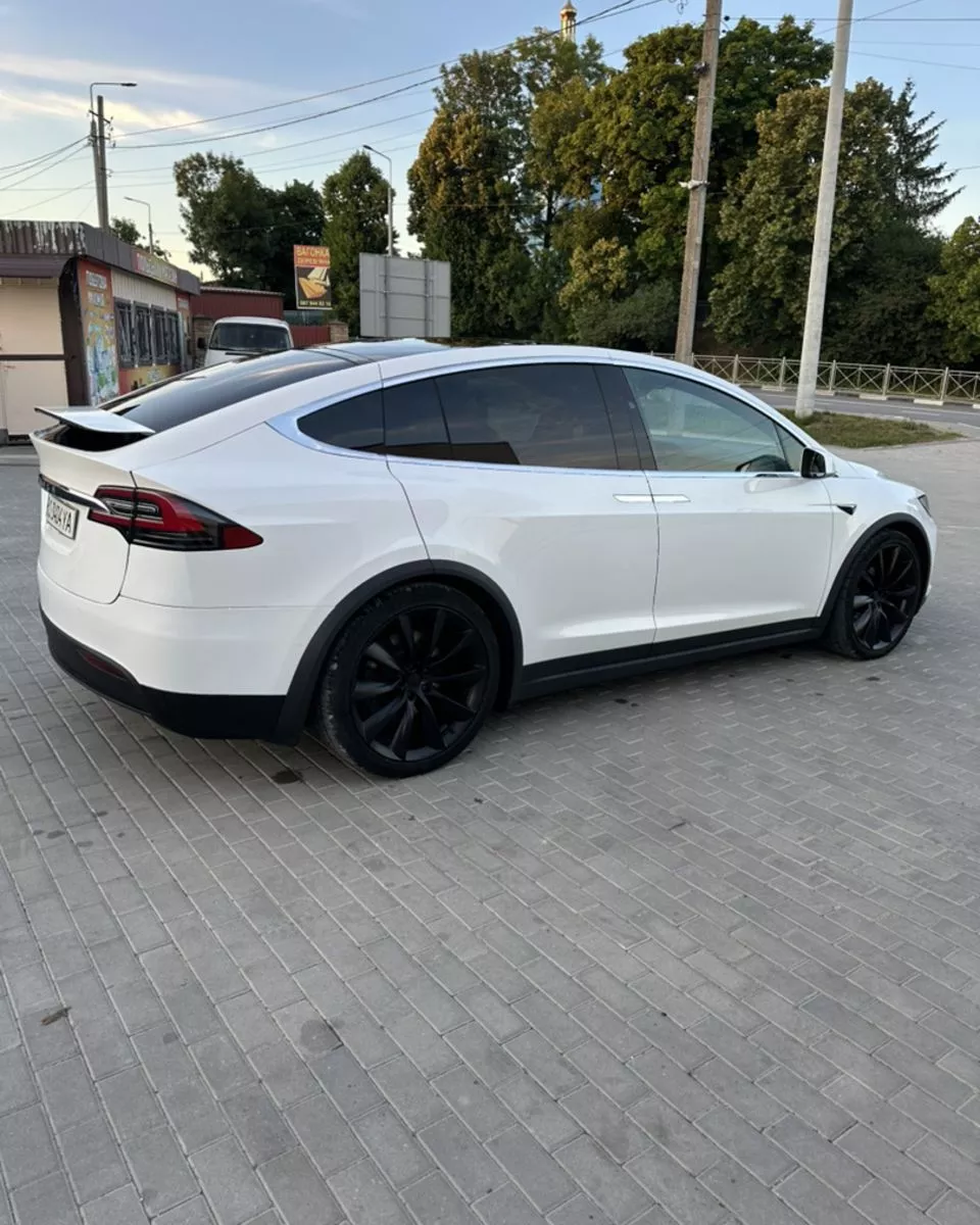 Tesla Model X  100 kWh 2020181